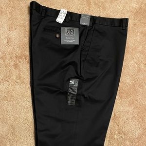 Jos. A. Bank Men's Black Khakis 46 x 31